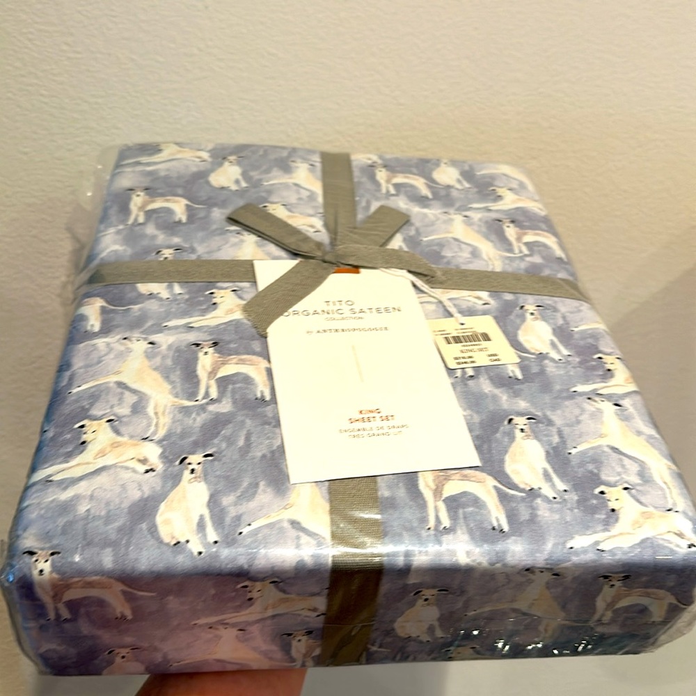 Anthropologie Dog Print organic King Sheet Set - Picture 7 of 9